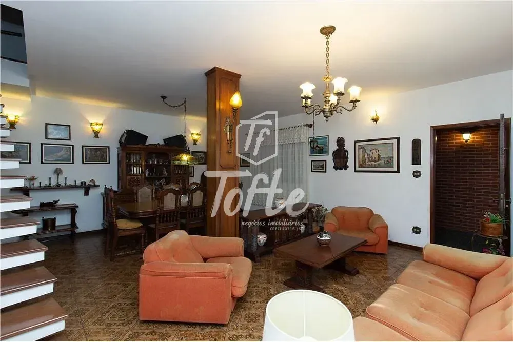 Casa, 3 quartos, 205 m² - Foto 1