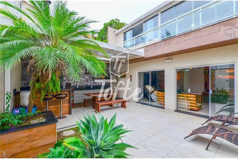 Casa, 3 quartos, 259 m² - Foto 1