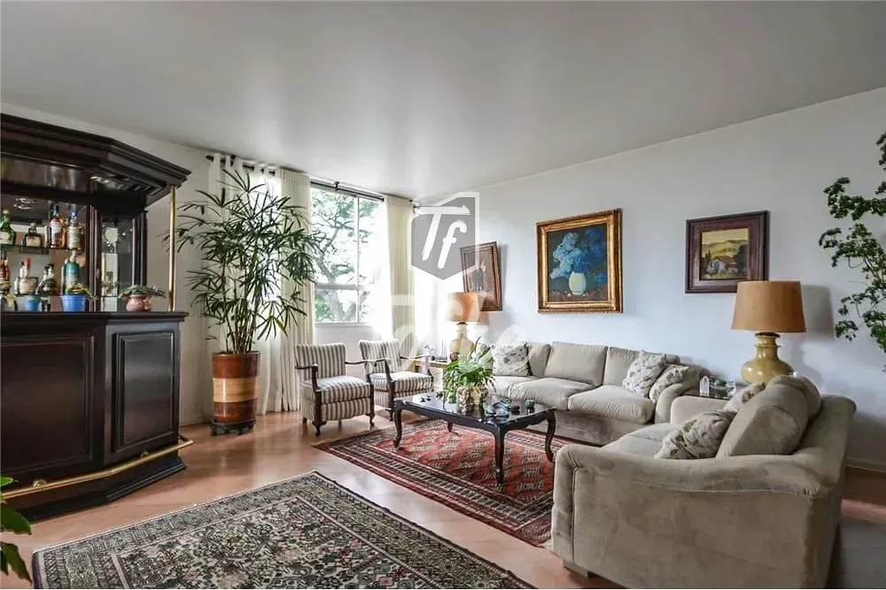 Apartamento, 3 quartos, 220 m² - Foto 1