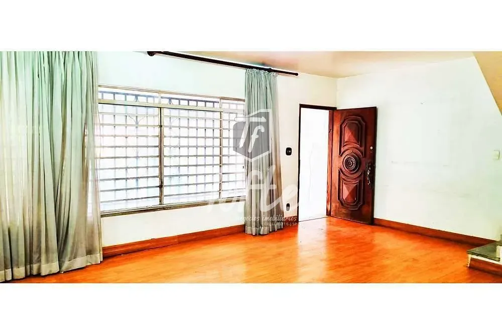 Casa, 4 quartos, 129 m² - Foto 1