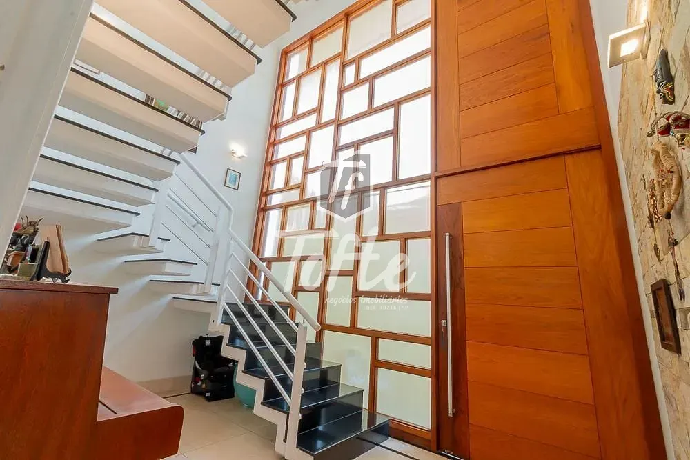 Casa, 3 quartos, 366 m² - Foto 1