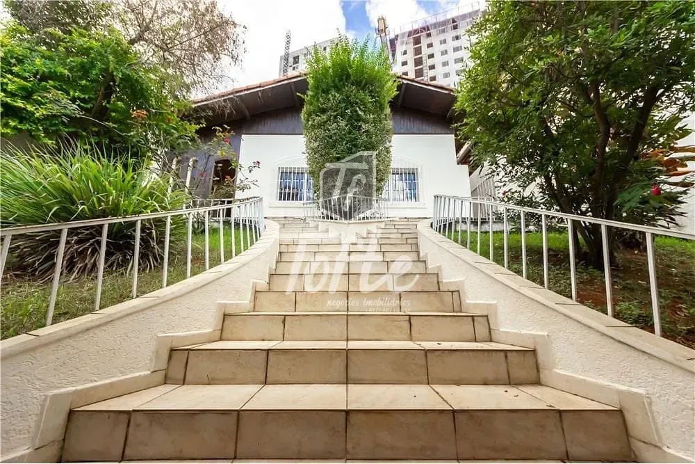 Casa, 4 quartos, 182 m² - Foto 1