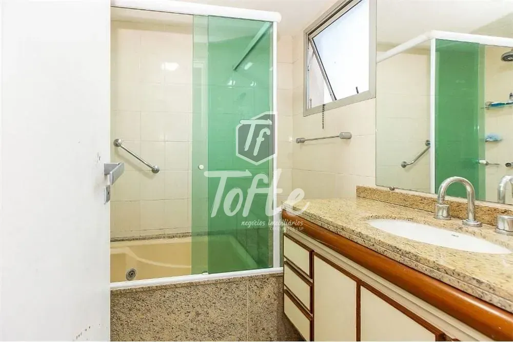 Apartamento, 3 quartos, 131 m² - Foto 2
