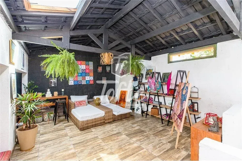 Casa, 4 quartos, 367 m² - Foto 1