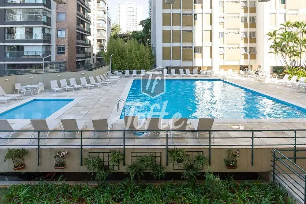 Apartamento, 3 quartos, 137 m² - Foto 2