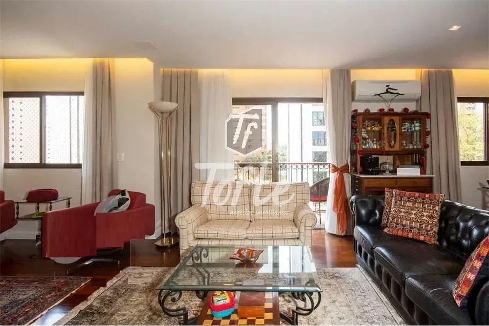 Apartamento, 4 quartos, 200 m² - Foto 1
