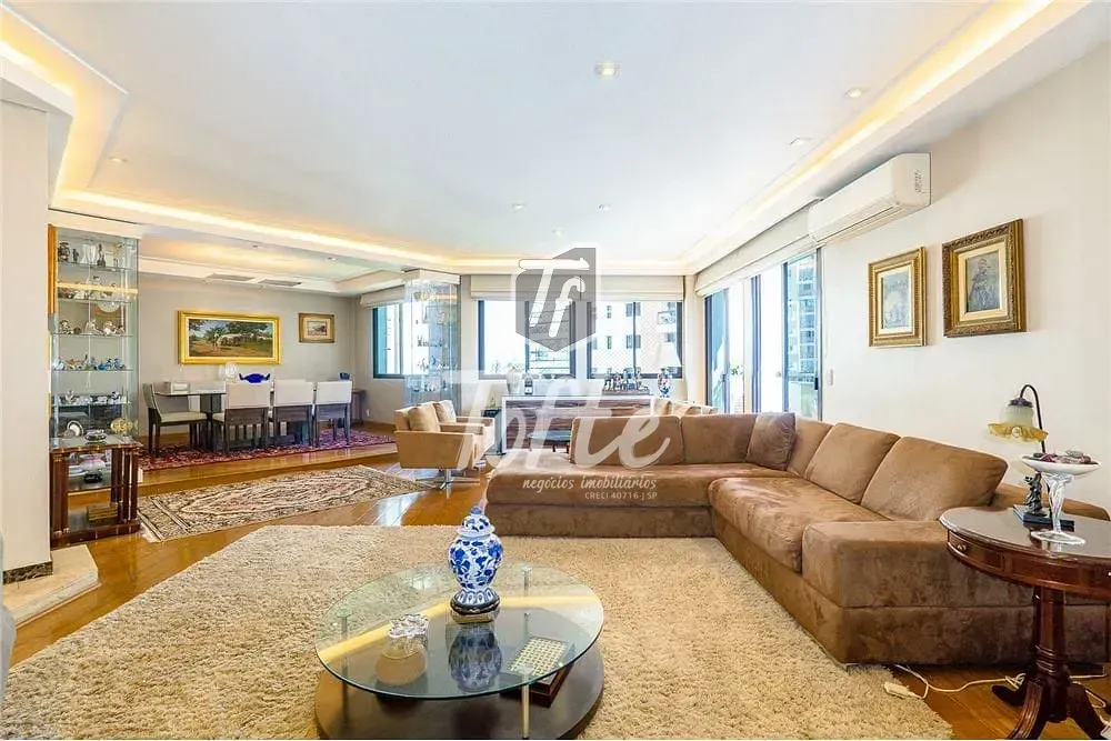 Apartamento, 3 quartos, 200 m² - Foto 1