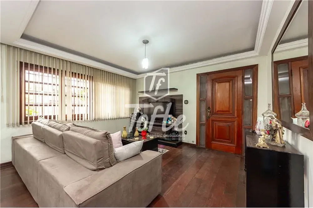 Casa, 3 quartos, 219 m² - Foto 1