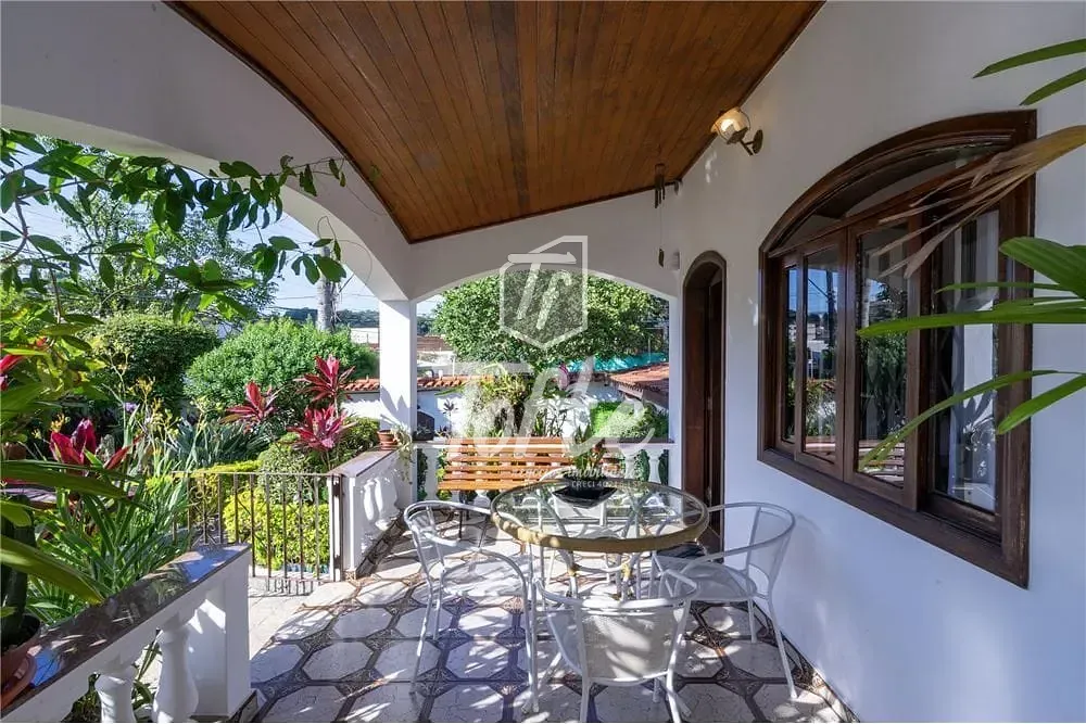 Casa, 3 quartos, 295 m² - Foto 2