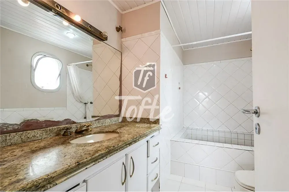 Apartamento, 3 quartos, 158 m² - Foto 2