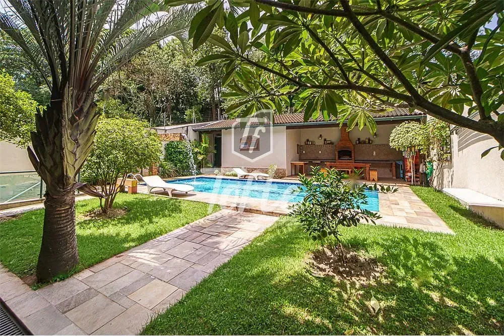 Casa, 4 quartos, 560 m² - Foto 1