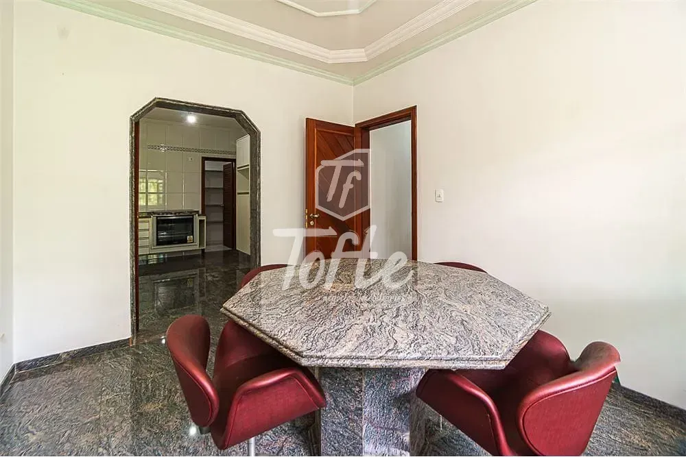 Casa, 4 quartos, 560 m² - Foto 2