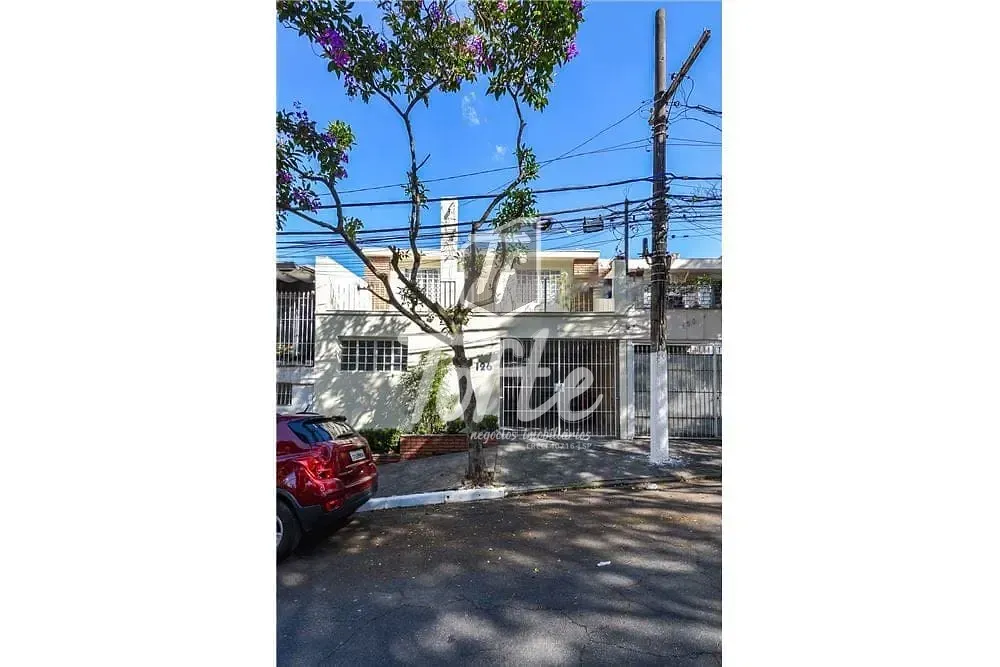 Casa, 4 quartos, 205 m² - Foto 1