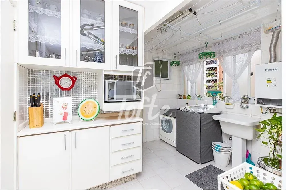 Apartamento, 3 quartos, 223 m² - Foto 2