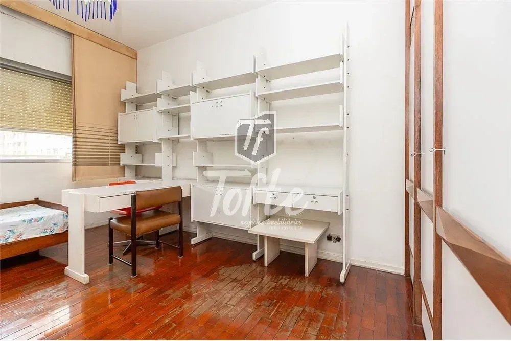 Apartamento, 3 quartos, 213 m² - Foto 2