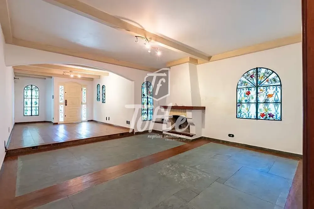 Casa, 4 quartos, 297 m² - Foto 1