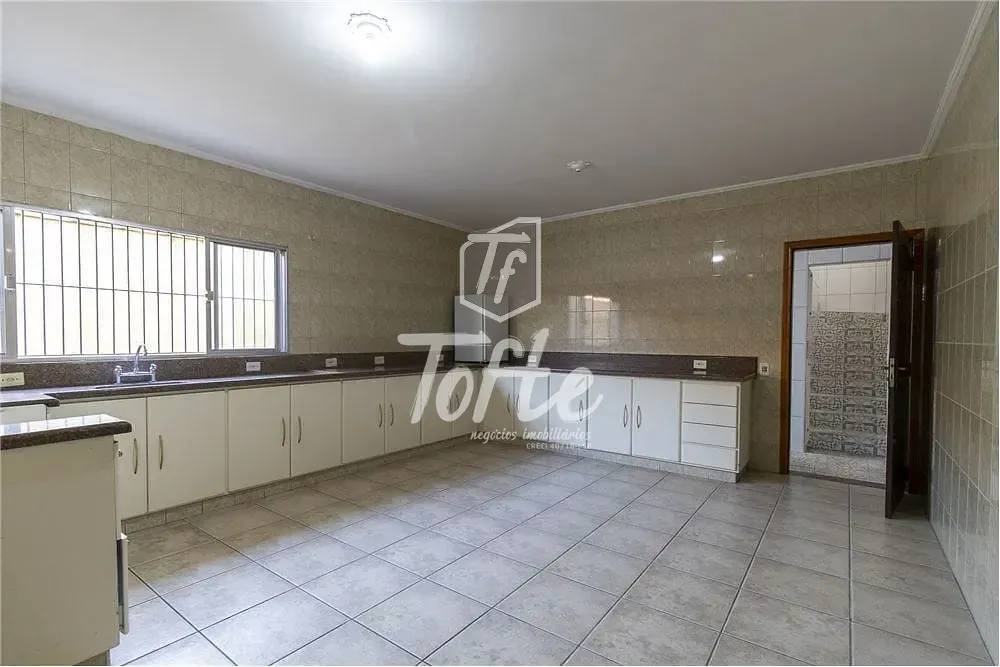 Casa, 3 quartos, 200 m² - Foto 2