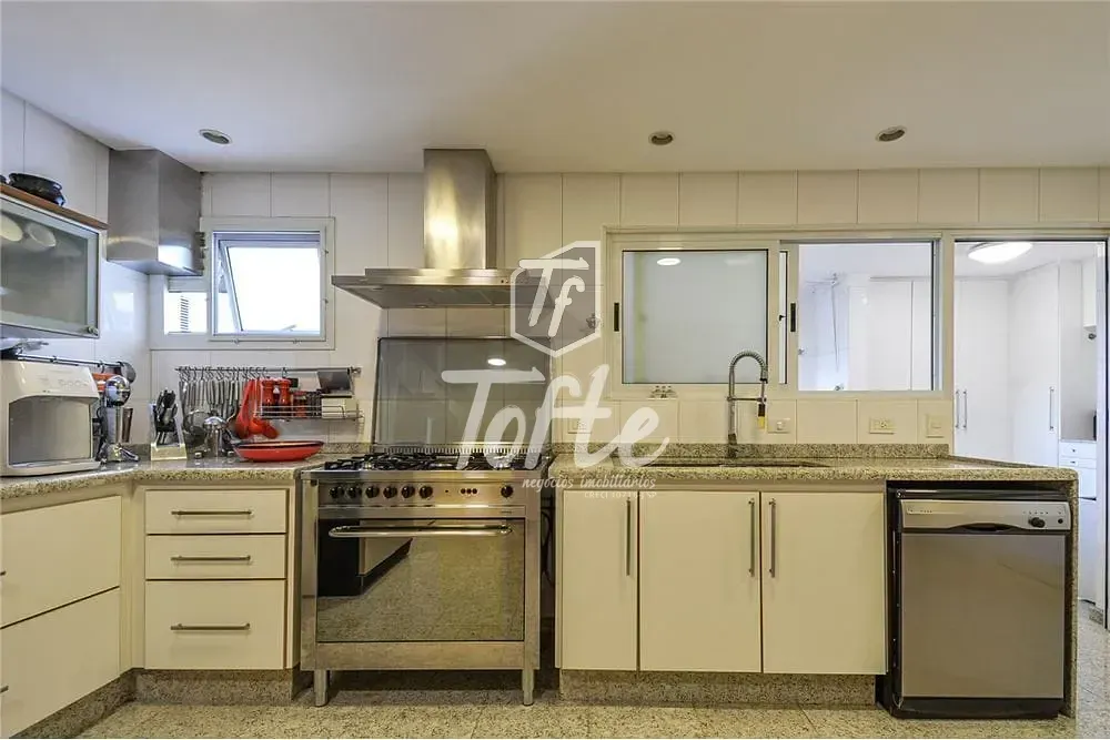 Apartamento, 3 quartos, 177 m² - Foto 2