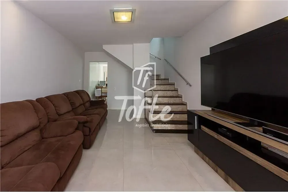 Casa, 2 quartos, 180 m² - Foto 1