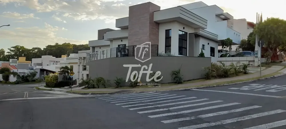 Casa, 3 quartos, 246 m² - Foto 2