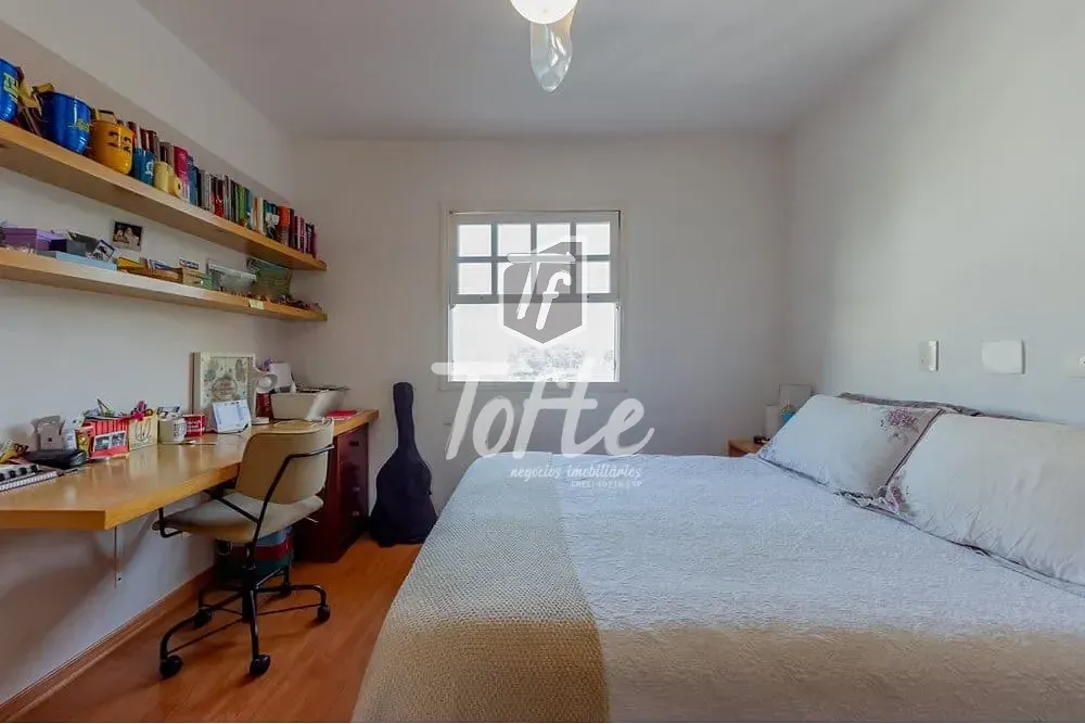 Casa, 3 quartos, 223 m² - Foto 2
