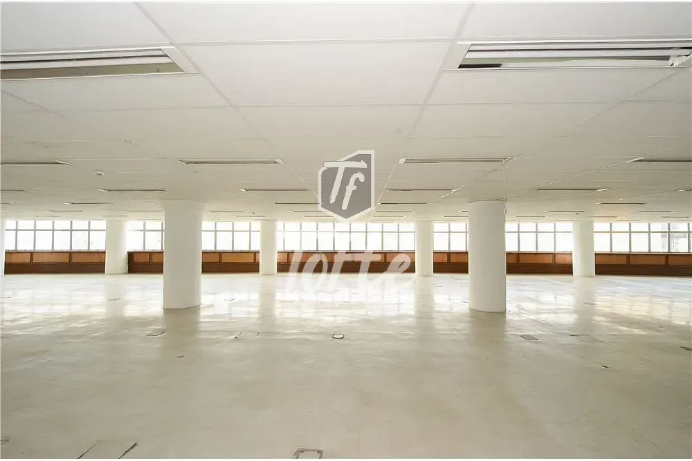 Sala-Conjunto, 930 m² - Foto 1
