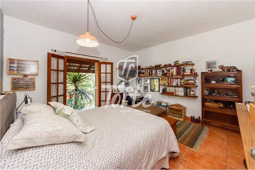 Casa, 5 quartos, 1470 m² - Foto 4