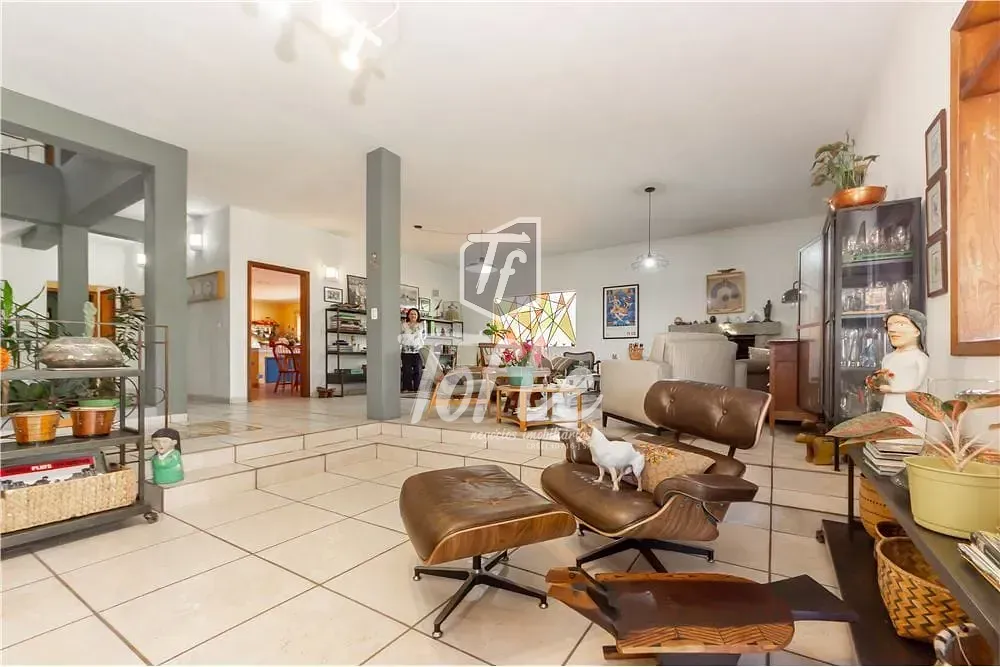 Casa, 5 quartos, 1470 m² - Foto 2