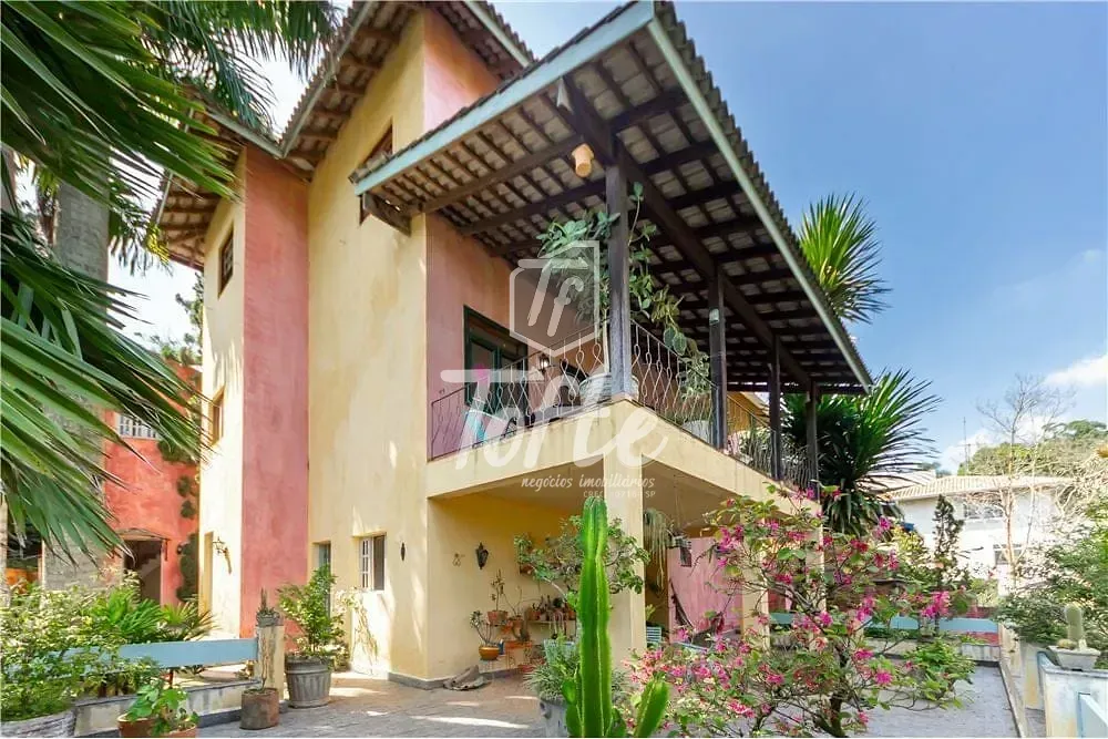 Casa, 5 quartos, 1470 m² - Foto 1