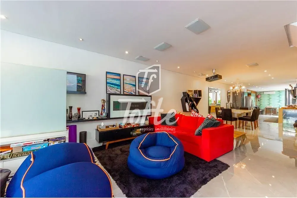 Casa, 4 quartos, 169 m² - Foto 1