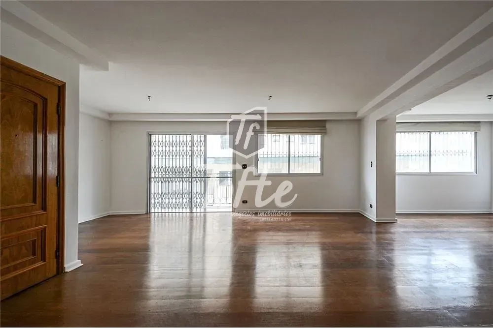 Apartamento, 3 quartos, 161 m² - Foto 1