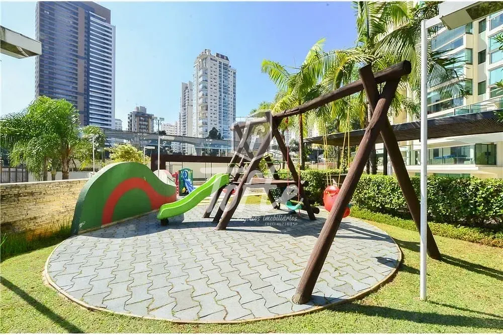Apartamento, 3 quartos, 147 m² - Foto 2