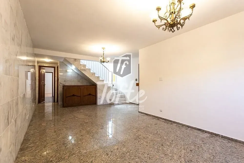 Casa, 4 quartos, 168 m² - Foto 1