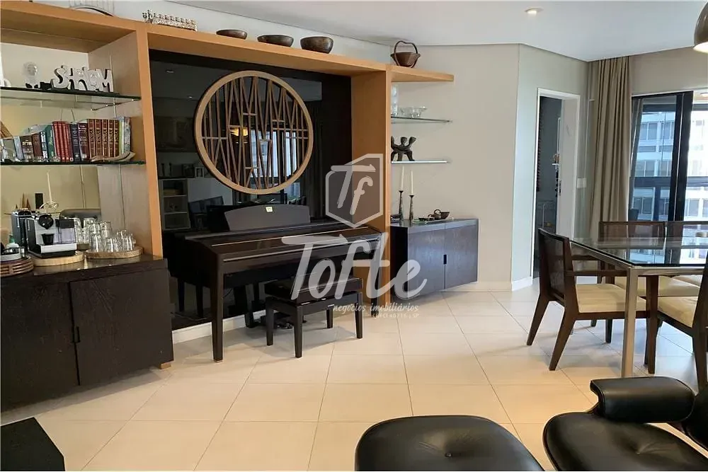 Apartamento, 3 quartos, 171 m² - Foto 2