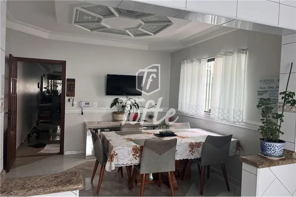 Casa, 4 quartos, 250 m² - Foto 1