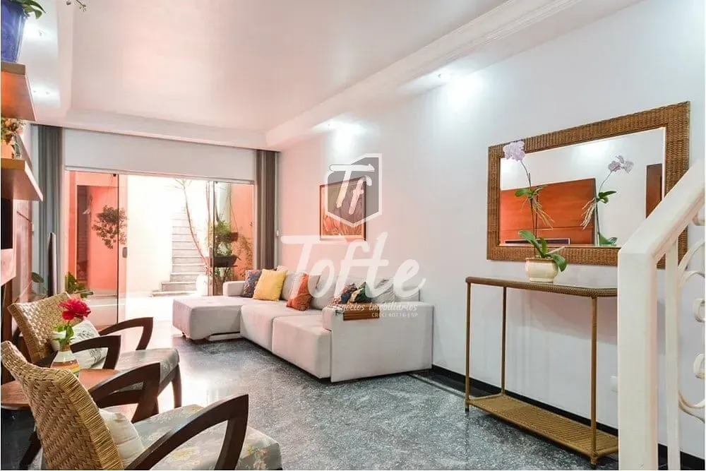 Casa, 3 quartos, 213 m² - Foto 1
