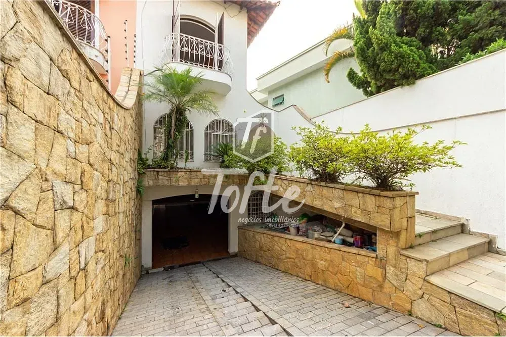 Casa, 3 quartos, 215 m² - Foto 1