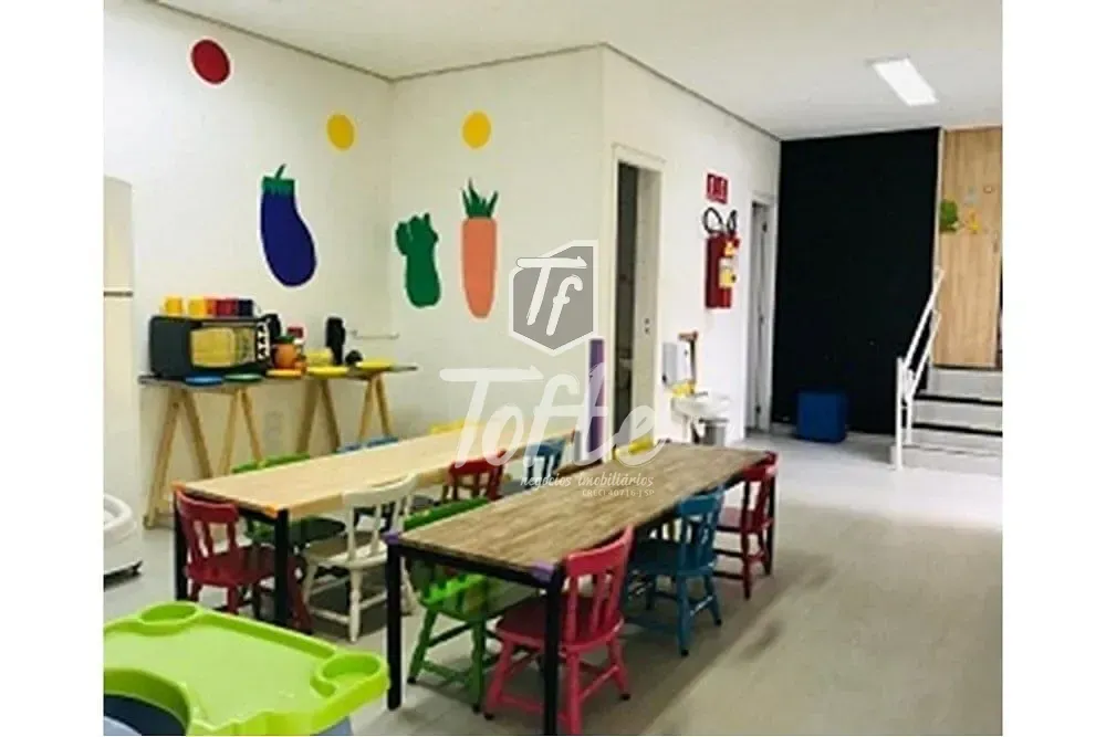 Casa, 1 quarto, 323 m² - Foto 1