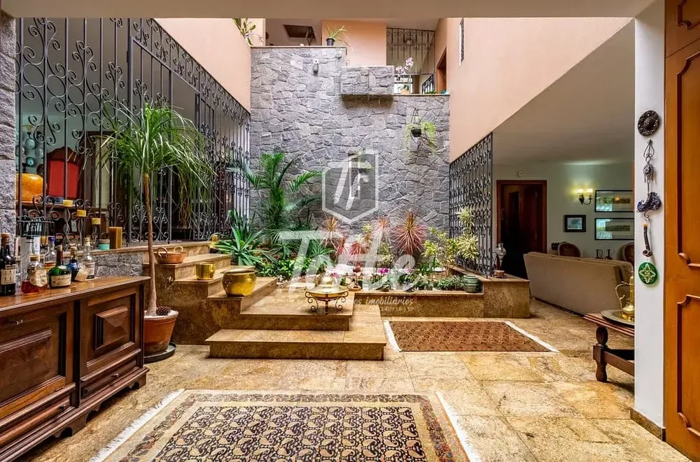 Casa, 4 quartos, 624 m² - Foto 1