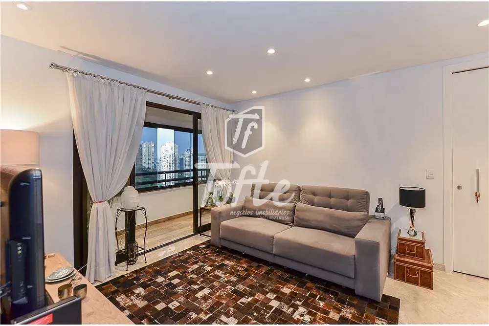 Apartamento, 3 quartos, 189 m² - Foto 1