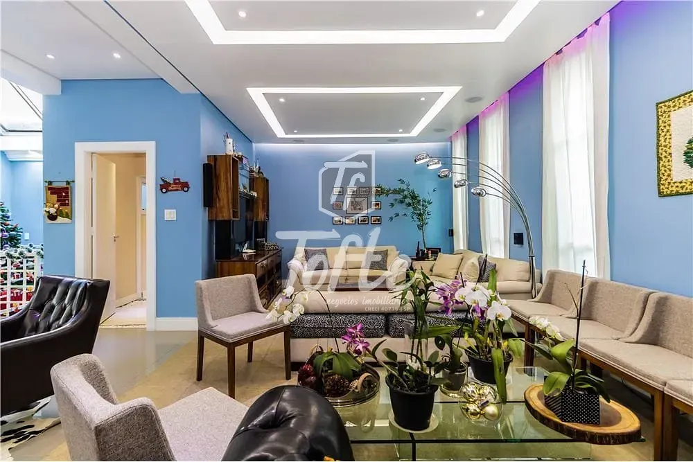 Casa, 3 quartos, 235 m² - Foto 1