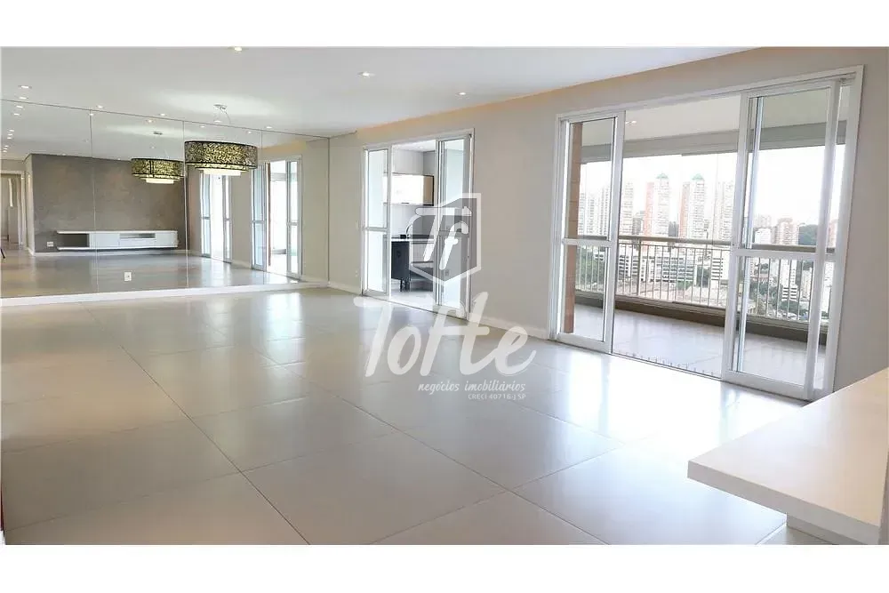 Apartamento, 4 quartos, 223 m² - Foto 1