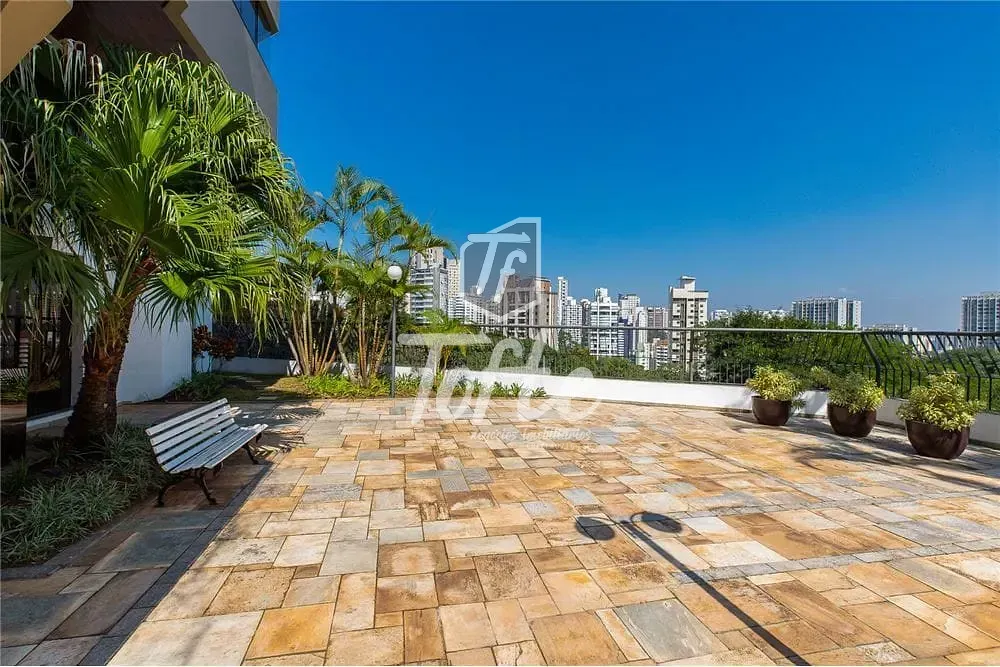 Apartamento, 3 quartos, 147 m² - Foto 2
