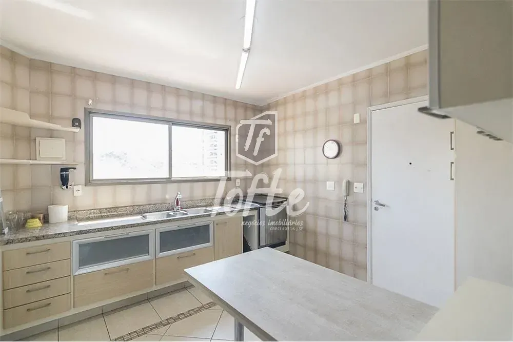 Apartamento, 3 quartos, 156 m² - Foto 3