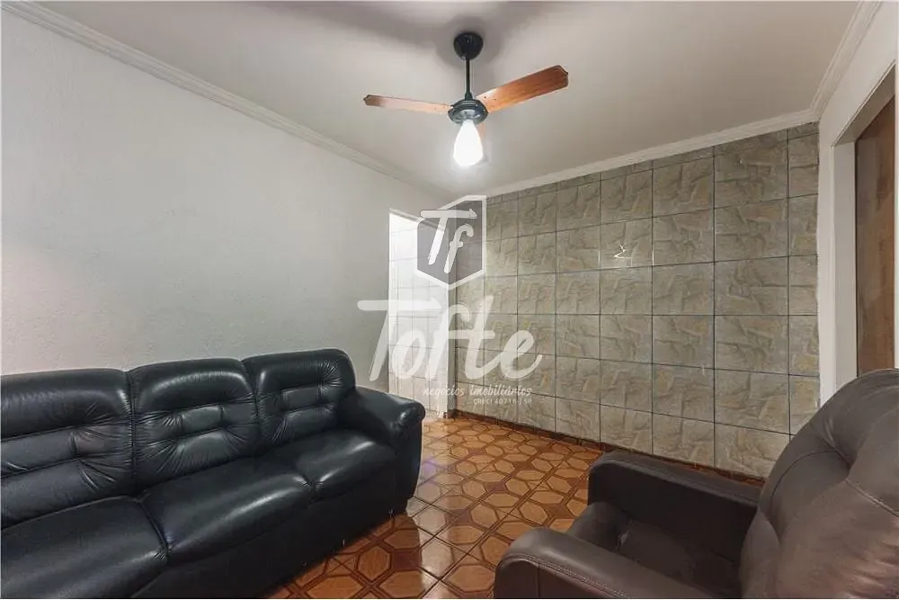 Casa, 4 quartos, 135 m² - Foto 1