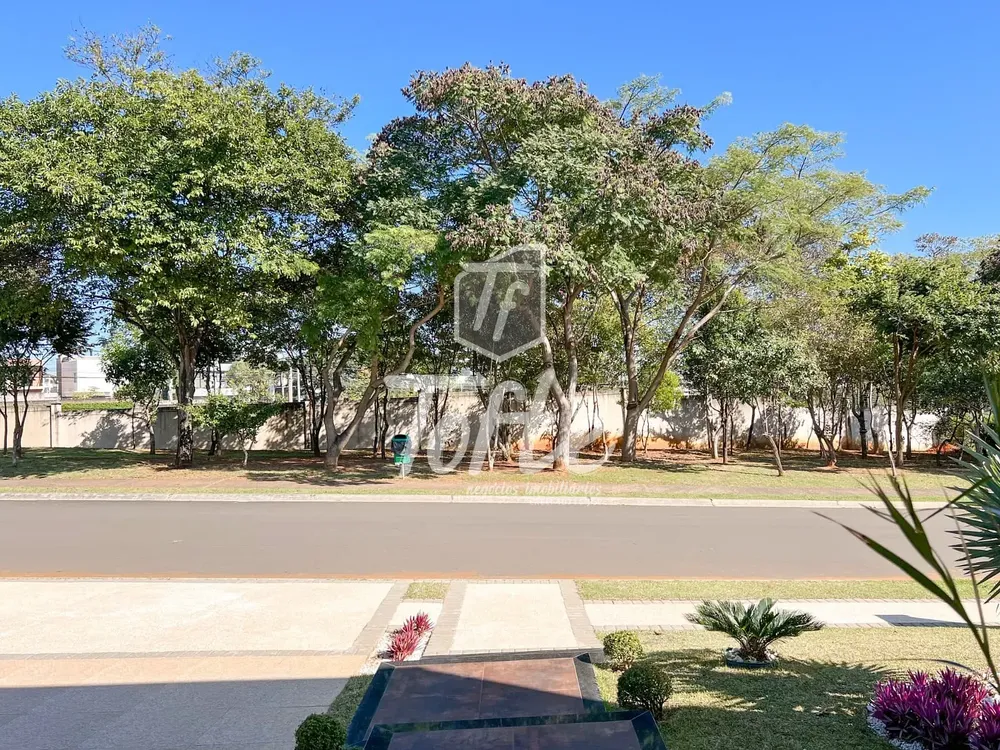Casa, 4 quartos, 236 m² - Foto 3