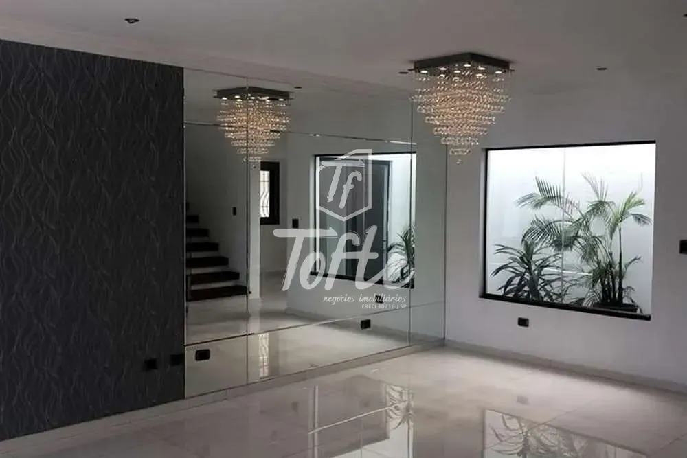 Casa, 3 quartos, 326 m² - Foto 1