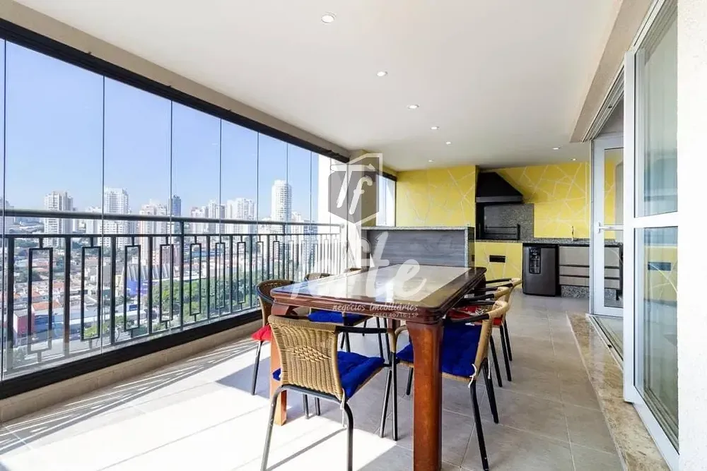 Apartamento, 3 quartos, 140 m² - Foto 1