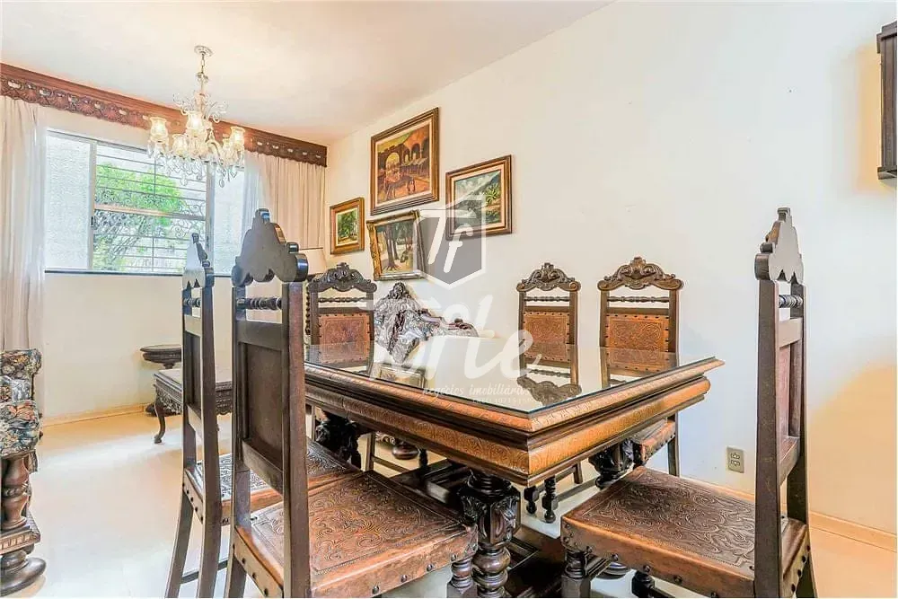 Casa, 6 quartos, 210 m² - Foto 3
