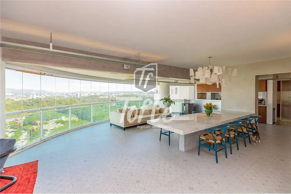 Apartamento, 3 quartos, 260 m² - Foto 2